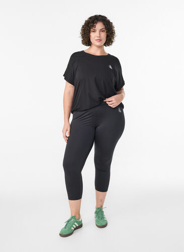 Zizzi Tettsittende capribukser til trening, Svart, Model image number 1