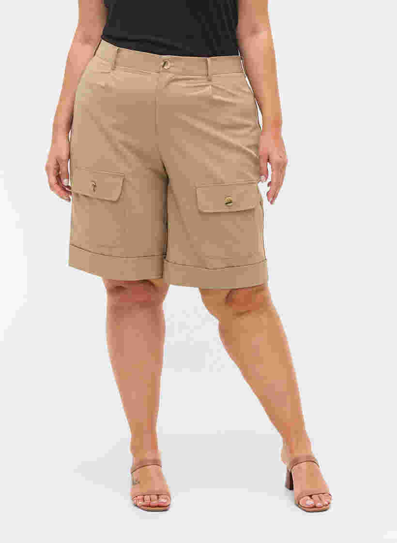 Shorts med påsydde lommer, Humus, Model image number 2