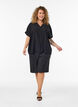 Viskosebluse med knapper og tekstur, Svart, Model image number 1