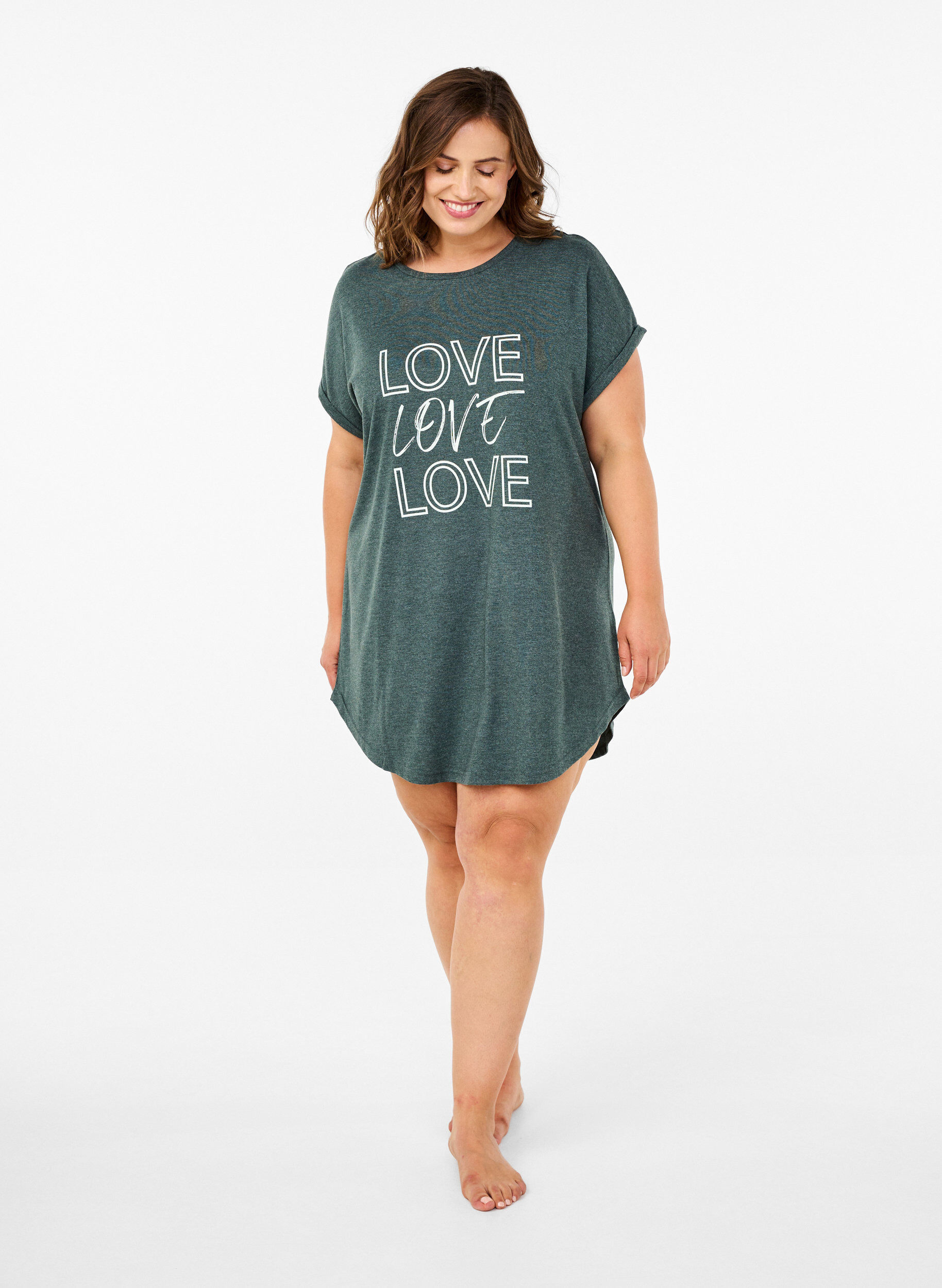 Zizzi Kortermet nattkjole med teksttrykk, , Model image number 1