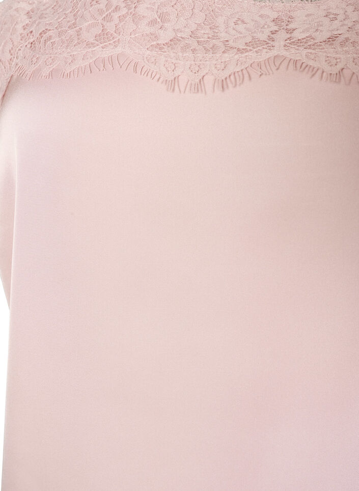 Lang satintopp med blonder i kantene, Rosa, Packshot image number 2