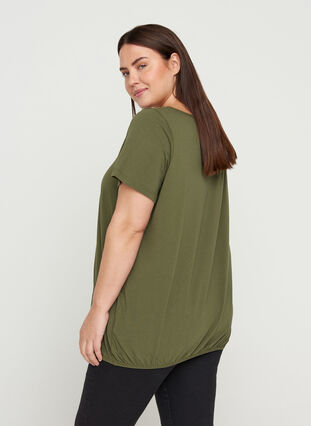 Kortermet T-skjorte med rund hals og blondekant, Ivy Green, Model image number 1