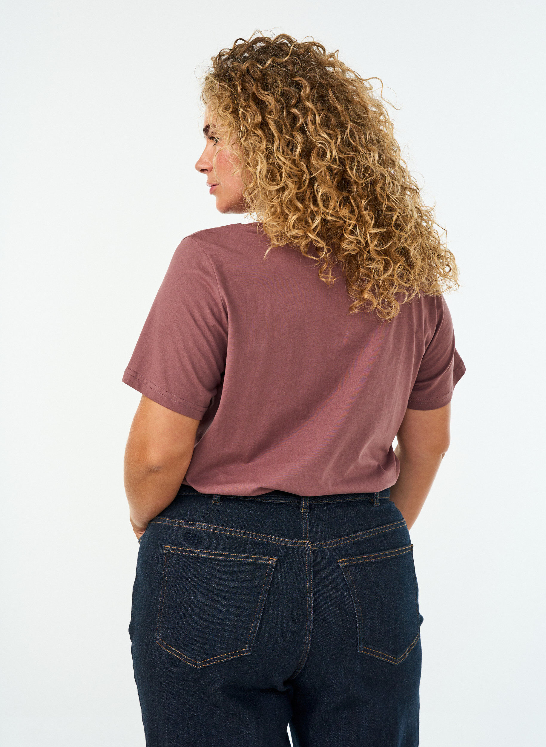 ZizziBomull T-skjorte med fronttrykk og V-hals, Rosa, Model image number 2