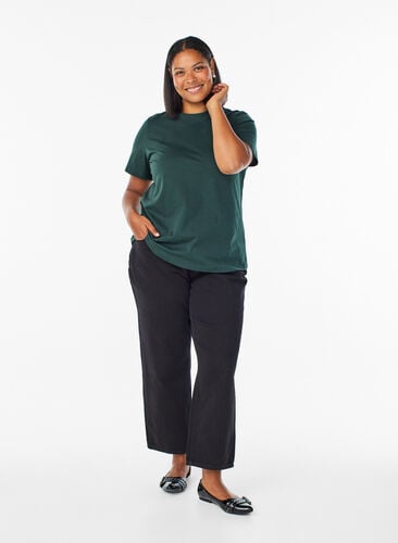 Zizzi Basic T-skjorte i bomull med rund hals, Grønn, Model image number 1