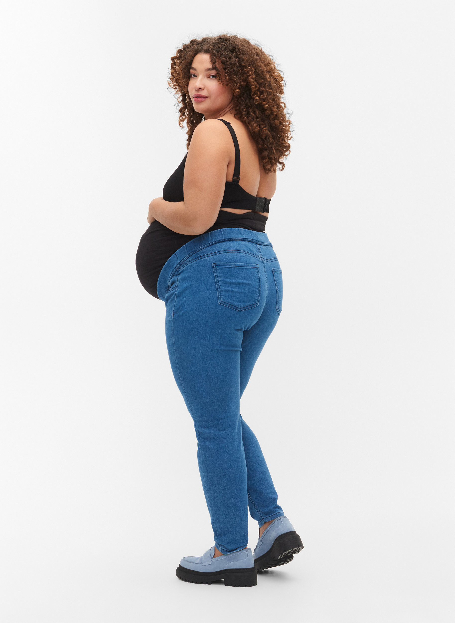 Zizzi Jeggings med baklommer til gravide, Blue denim, Model image number 1