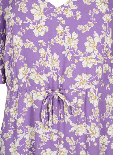 Kjole med 1/2 ermer og blomstermønster av viskose, Purple Flower AOP, Packshot image number 2