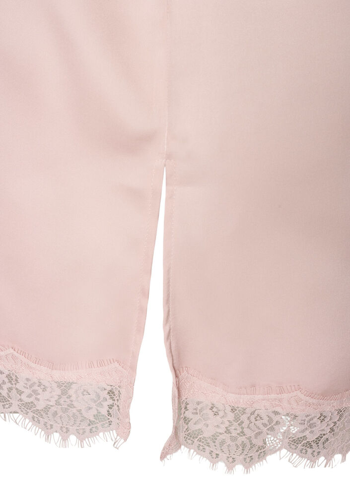 Lang satintopp med blonder i kantene, Rosa, Packshot image number 3