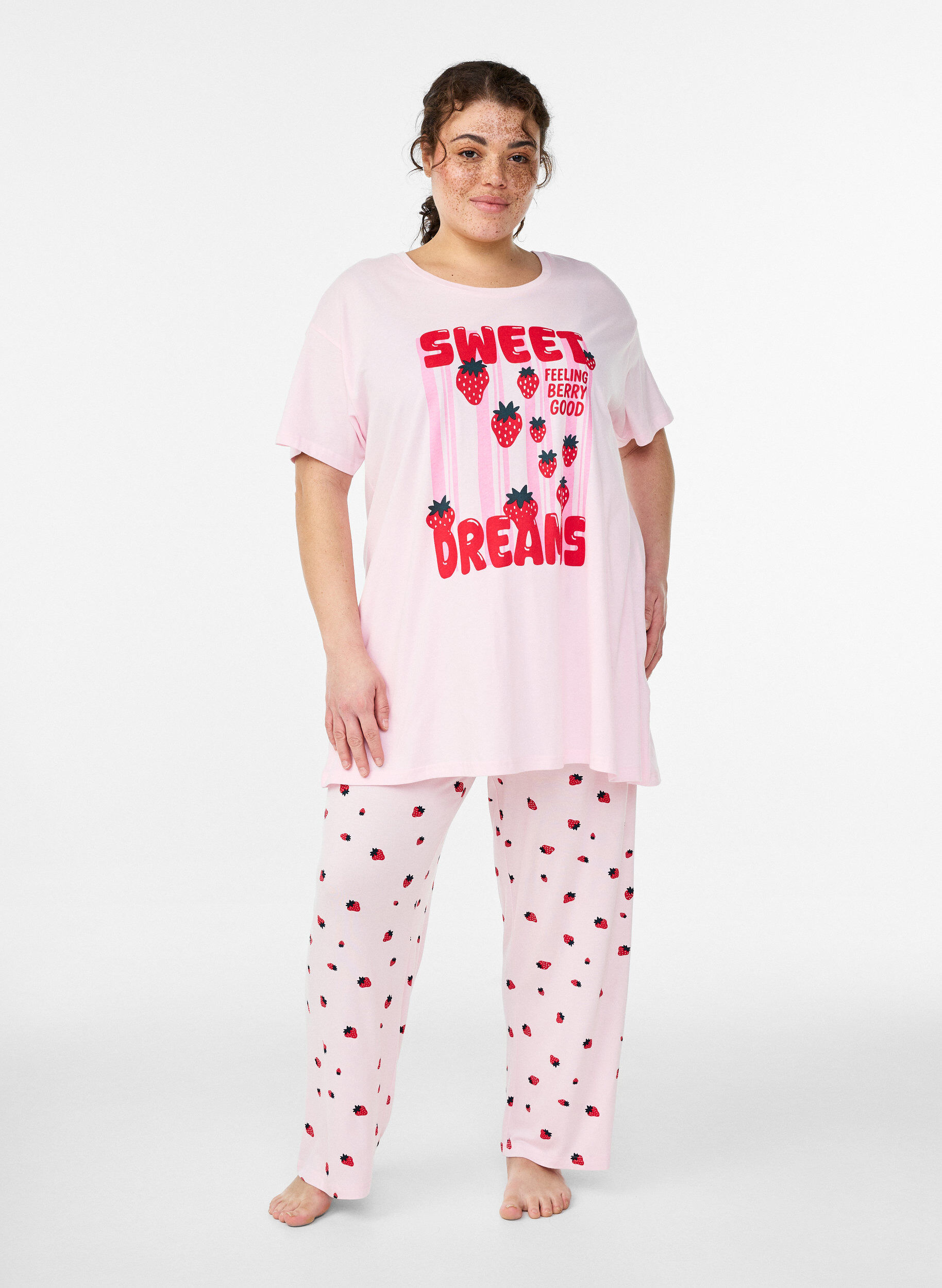 Zizzi Lang natt-T-skjorte i &oslash;kologisk bomull med trykk, Rosa, Model image number 1