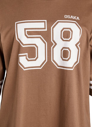 Zizzi Oversized college T-skjorte med 3/4 ermer, Brun, Packshot image number 2