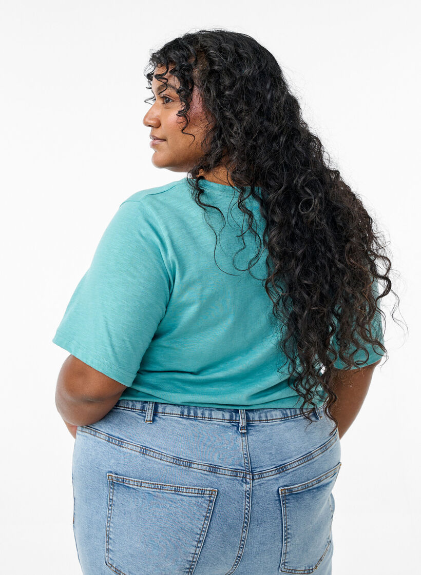 Kortermet basic t-skjorte med v-hals, Grønn, Model image number 2