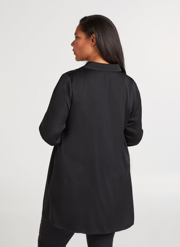 Tunika med knapper og feminine detaljer, Black, Model image number 1
