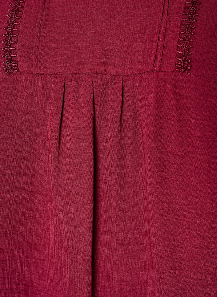Bluse med V-hals og heklet b&aring;nd, R&oslash;d, Packshot image number 2