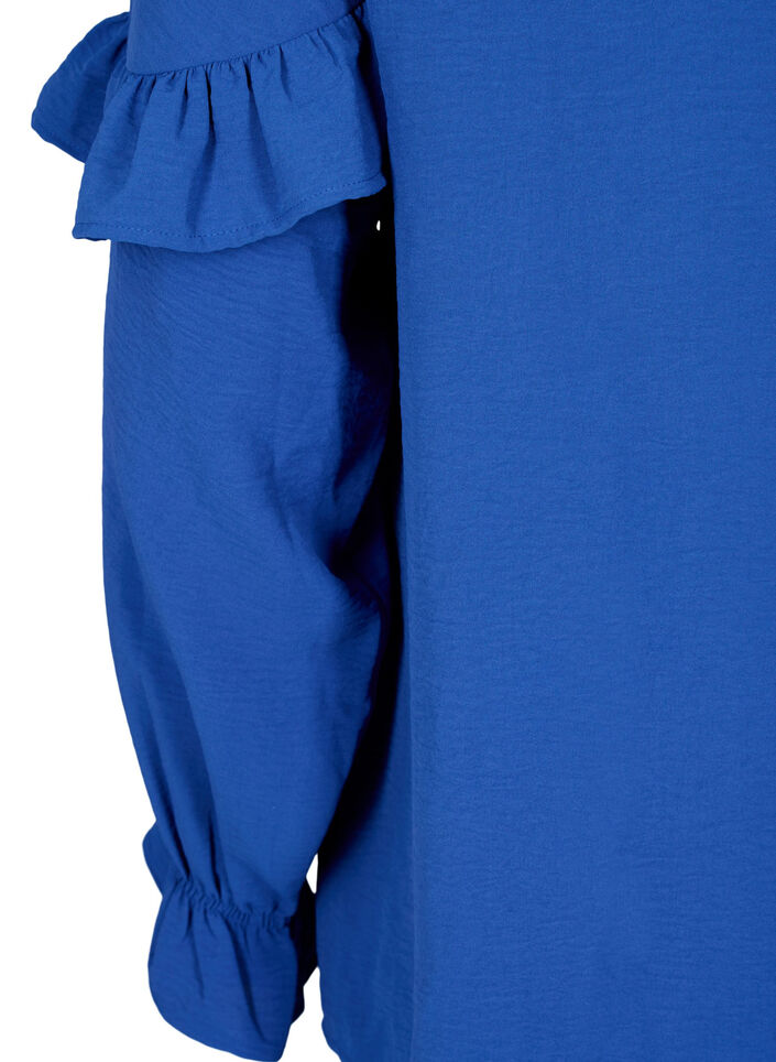 Bluse med volanger og knapper, Deep Ultramarine, Packshot image number 3