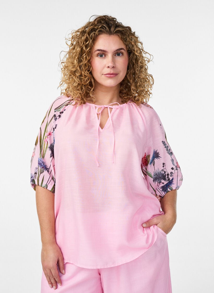 Bluse med knytedetalj og blomstrete ermer, Rosa, Model image number 0
