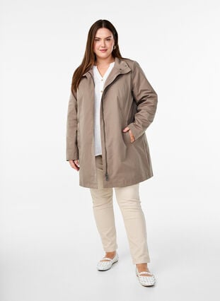 Zizzi Jakke med lommer og høy krage, Brun, Model image number 1