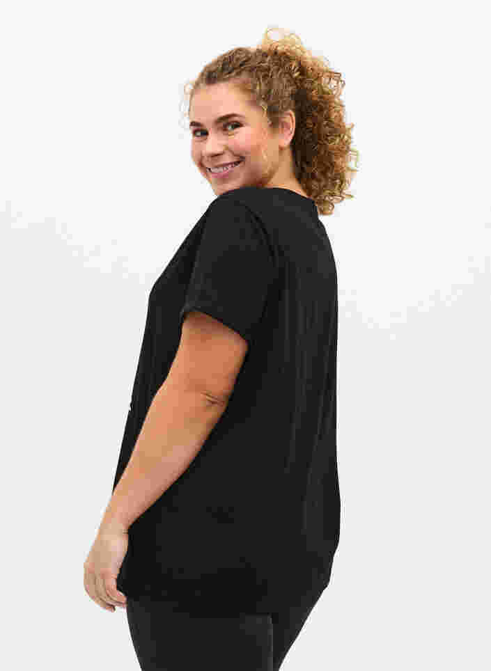 T-skjorte til trening med trykk, Black Gradiant, Model image number 1