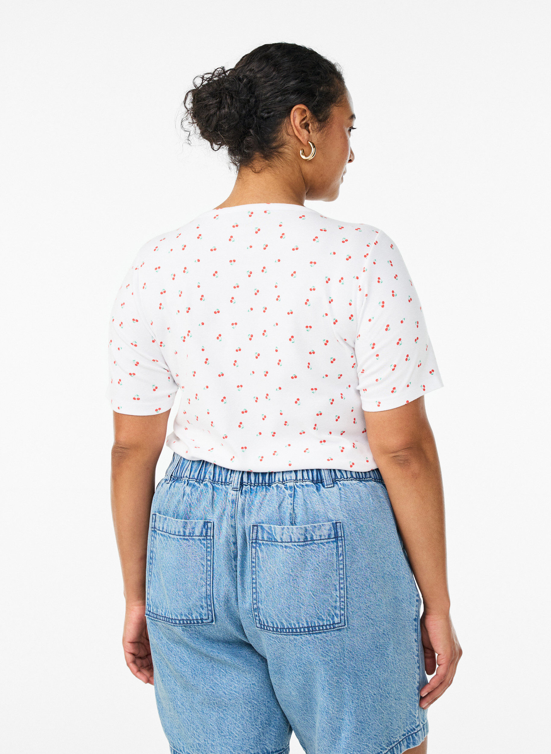 Zizzi Bomulls T-skjorte med heldekkende trykk, Vanilje, Model image number 2