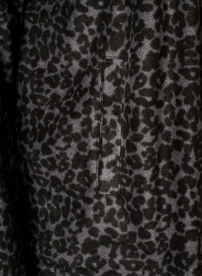 Fleecejakke med leopardm&oslash;nster og h&oslash;y krage, Svart, Packshot image number 3