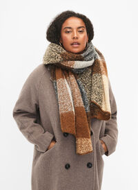 Skjerf med farge, Tobacco Brown Comb, Model