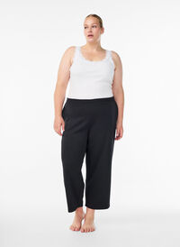 7/8 bukser i modal blanding med lommer, Svart 7/8 bukser i modal blanding med lommer, Svart, Model