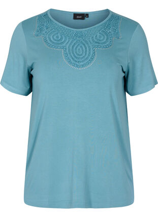 Kortermet T-skjorte av viskose med blondedetaljer, Smoke Blue, Packshot image number 0