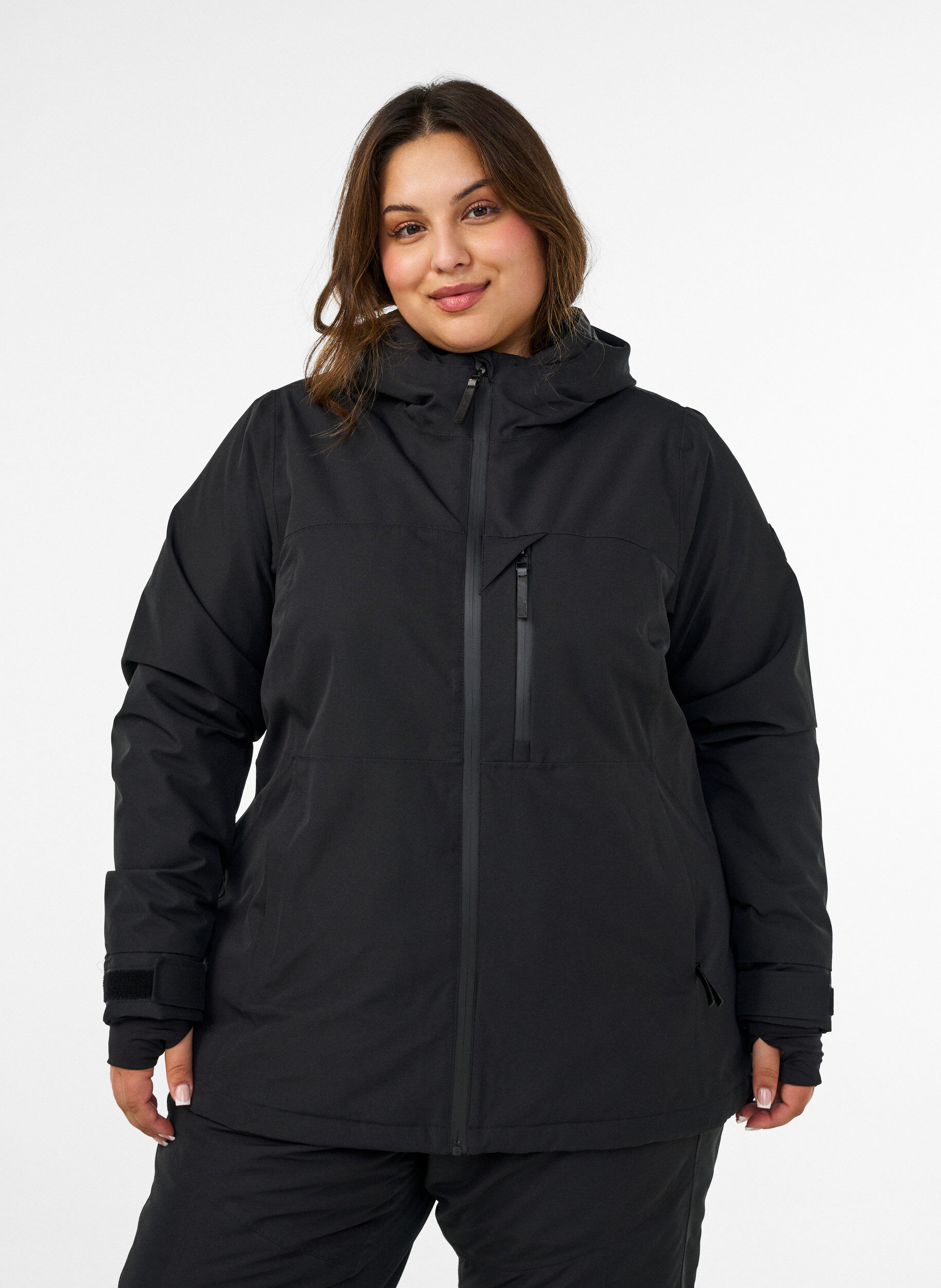 Skijakke med hette og glidel&aring;slommer, Svart, Model
