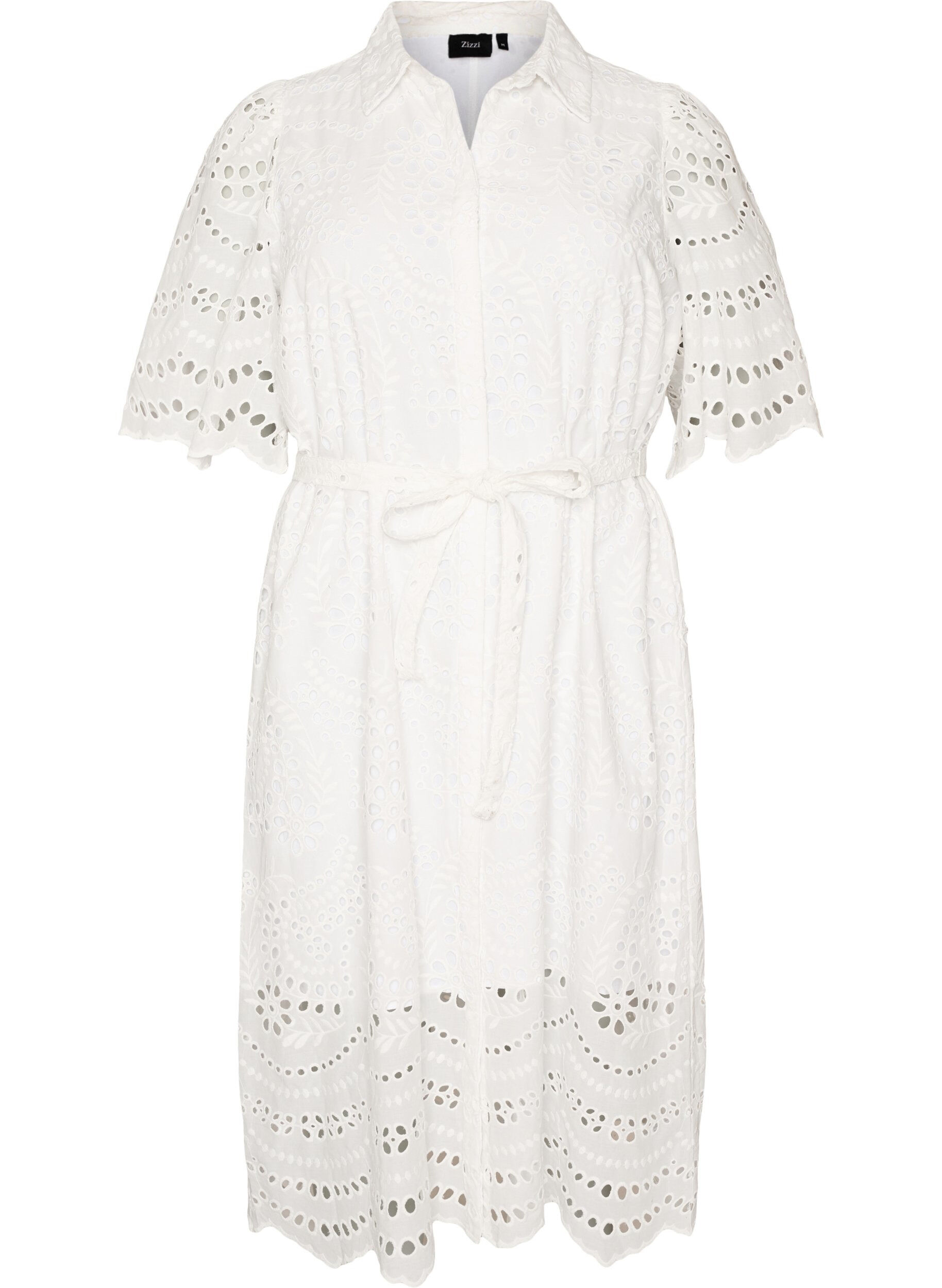 Skjortekjole i broderie anglaise med knytebelte