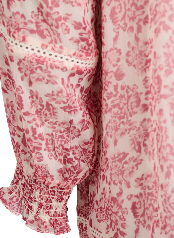 Kort chiffongkjole med heklede detaljer, Rosa, Packshot image number 3