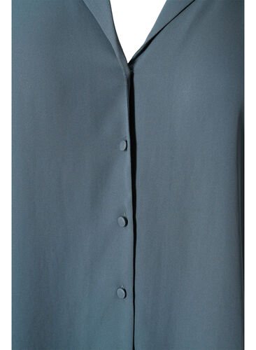 Skjorte med knappelukking og V-hals, Balsam Green, Packshot image number 2