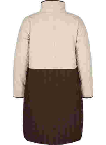 Lang quiltet jakke med colorblock, Black Coffee Comb, Packshot image number 1