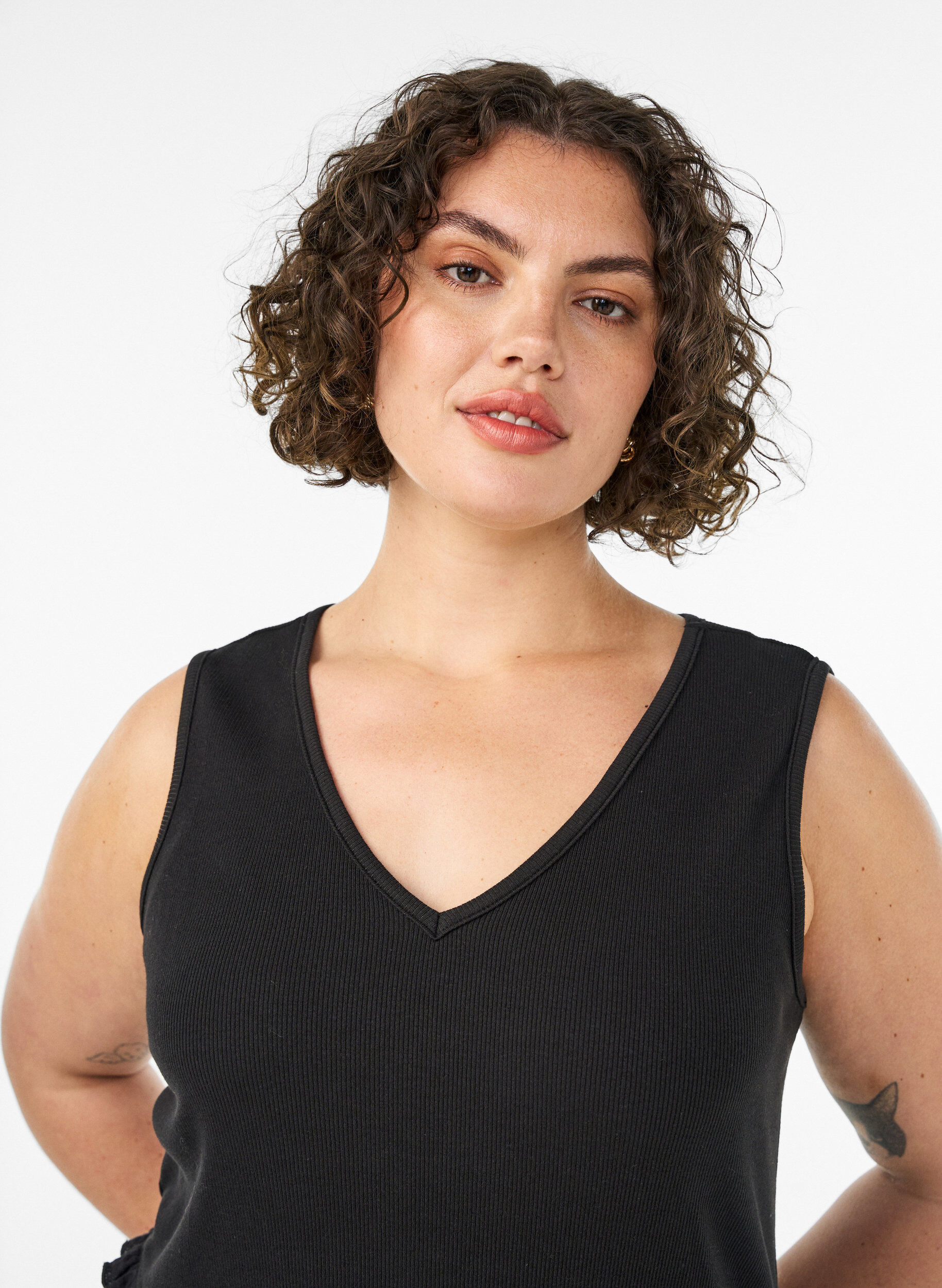 ZizziErmel&oslash;s bomullskjole med ribb og musselin, Svart, Model image number 2