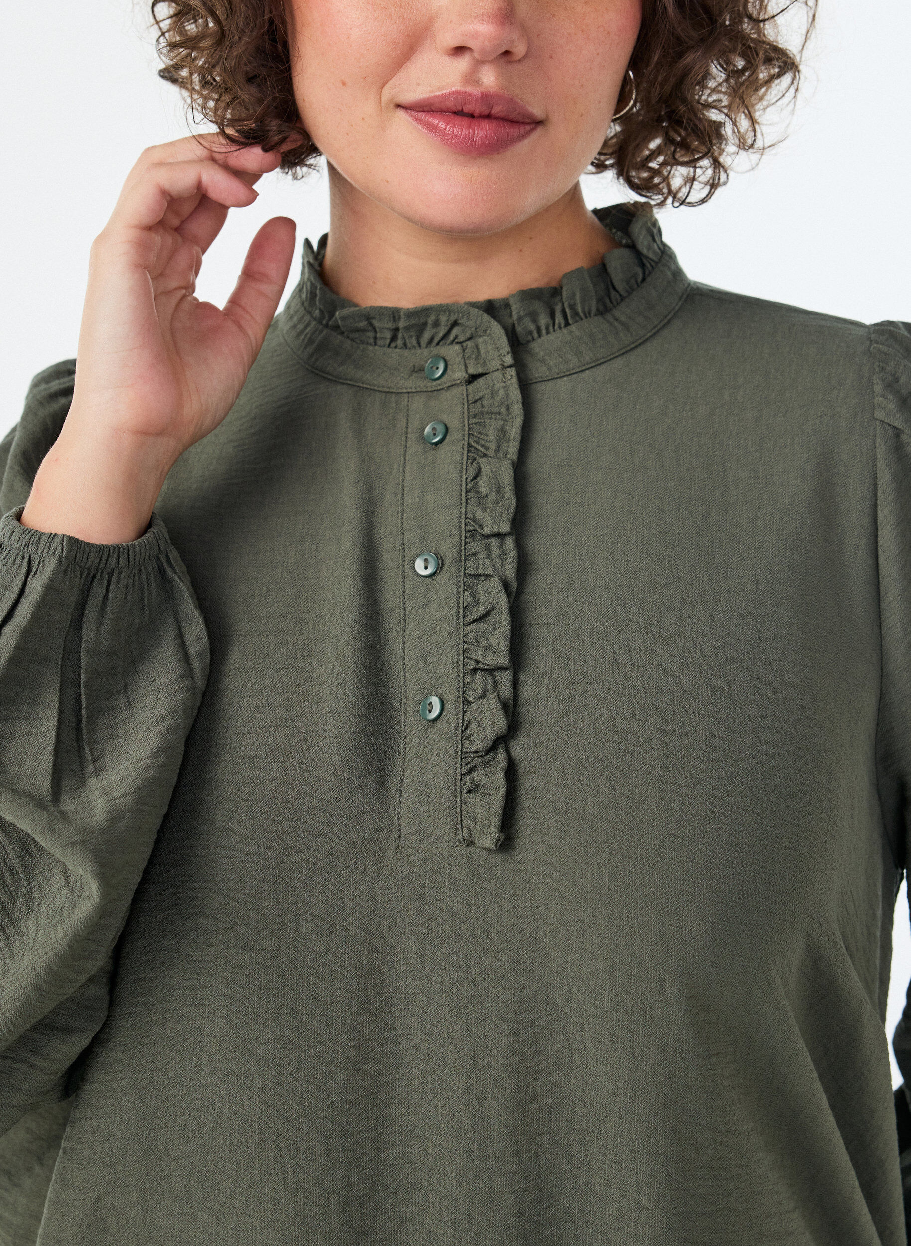 ZizziViskosetunika med volanger og knapper, Gr&oslash;nn, Model image number 3