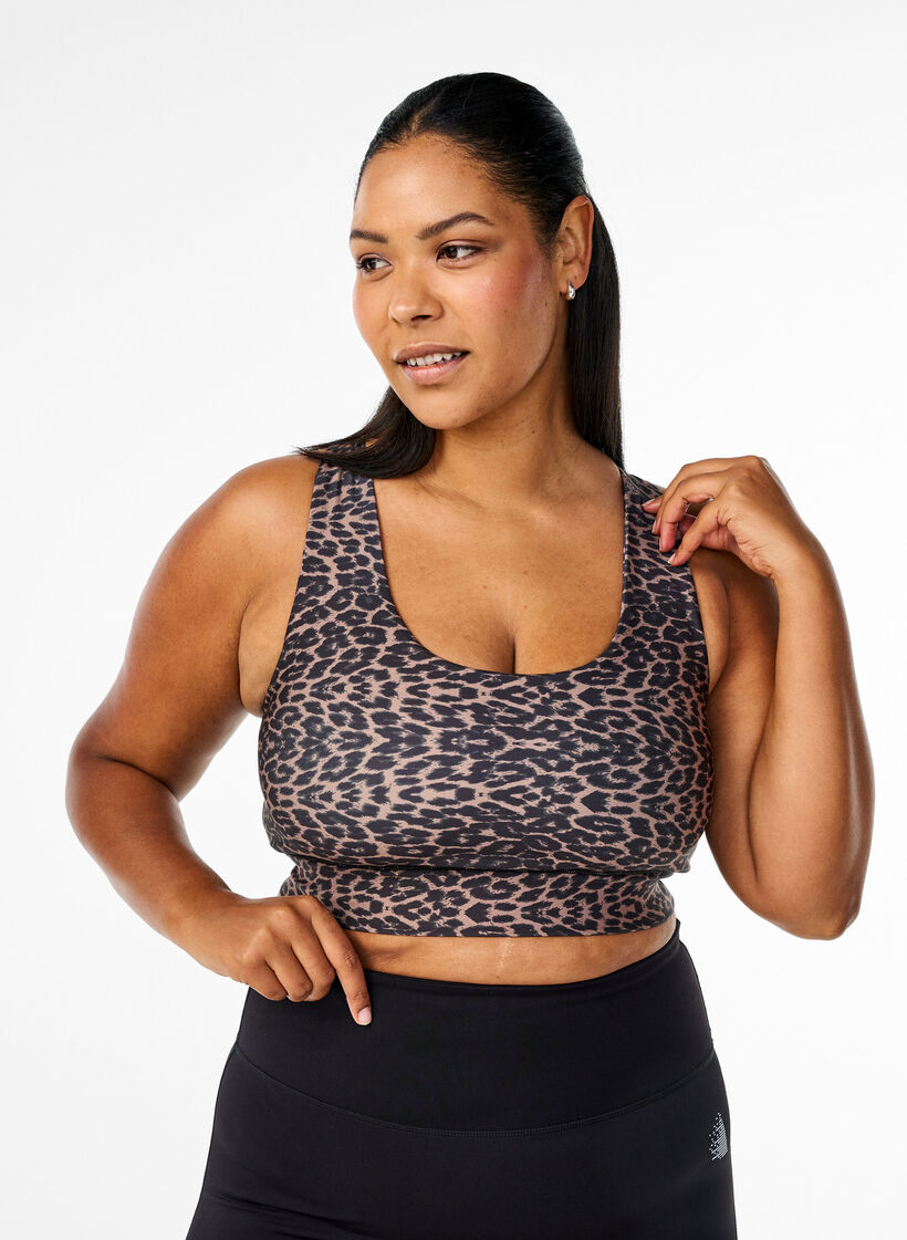Racerback sports-BH med leopardmønster, Leo AOP, Model