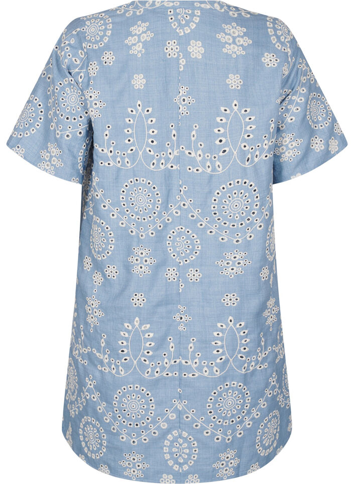 Kort kjole med et dekorativt hullmønster, Faded Denim w. White, Packshot