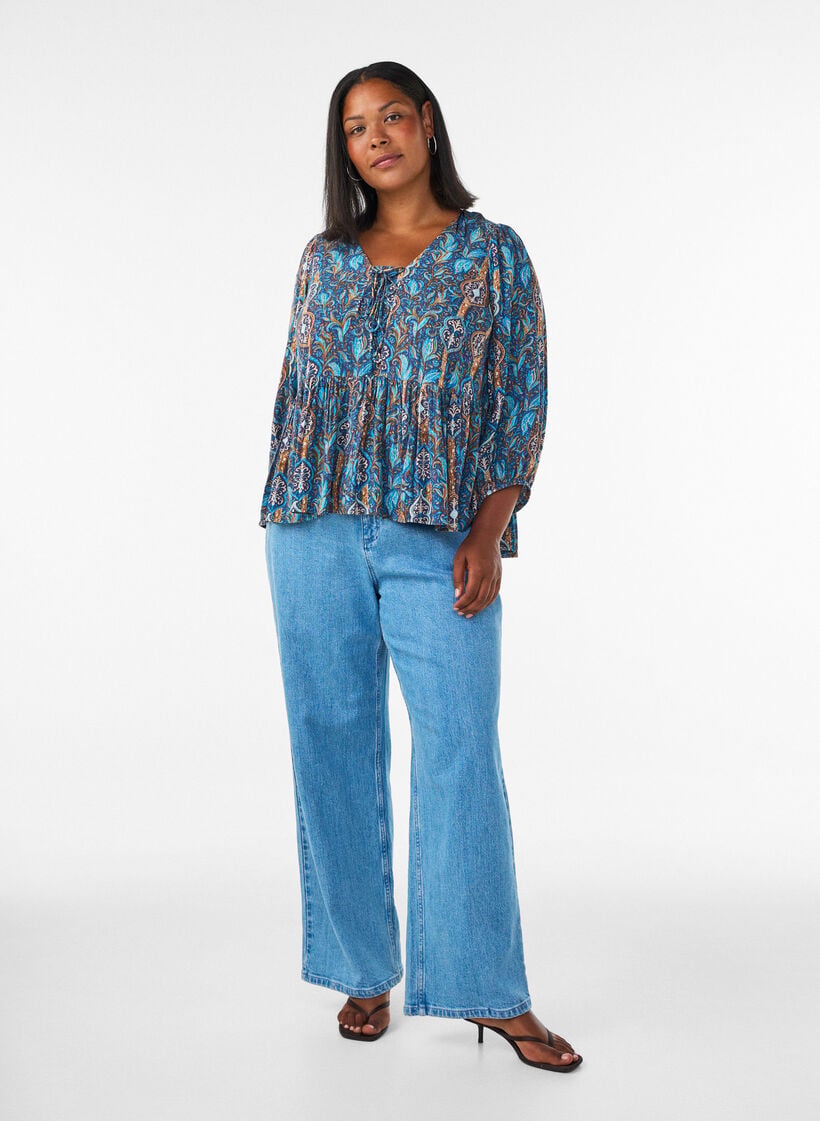 Bluse med paisleytrykk og blondedetaljer, Bl&aring;, Model image number 1