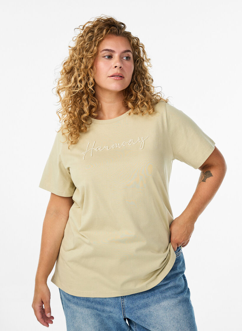 T-skjorte i økologisk bomull med perletekst, Eucalyptus Wh.Pearls, Model