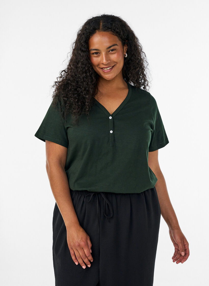 T-skjorte med knappdetalj, Gr&oslash;nn, Model image number 0