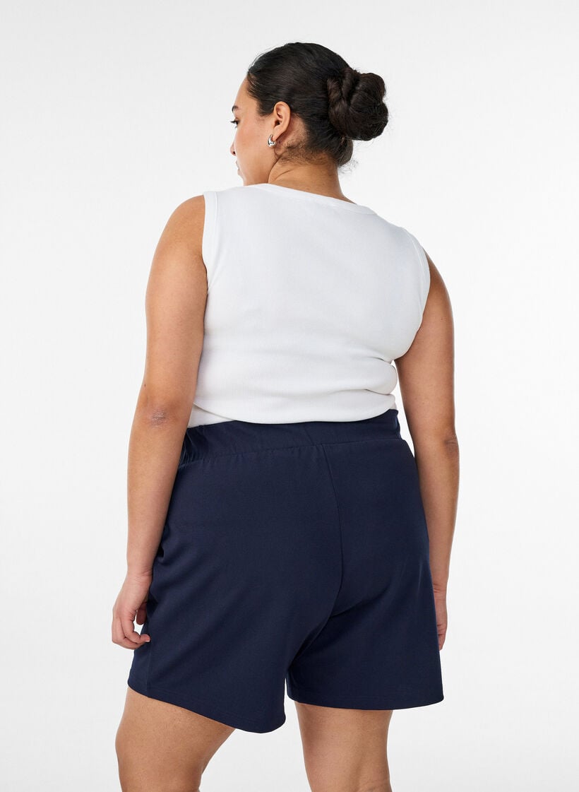 Shorts med lommer og l&oslash;s passform, Bl&aring;, Model image number 2