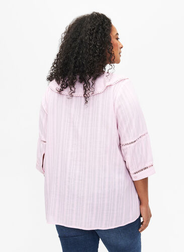 Zizzi Bluse med 3/4-ermer og blonder, Almond Blossom, Model image number 1