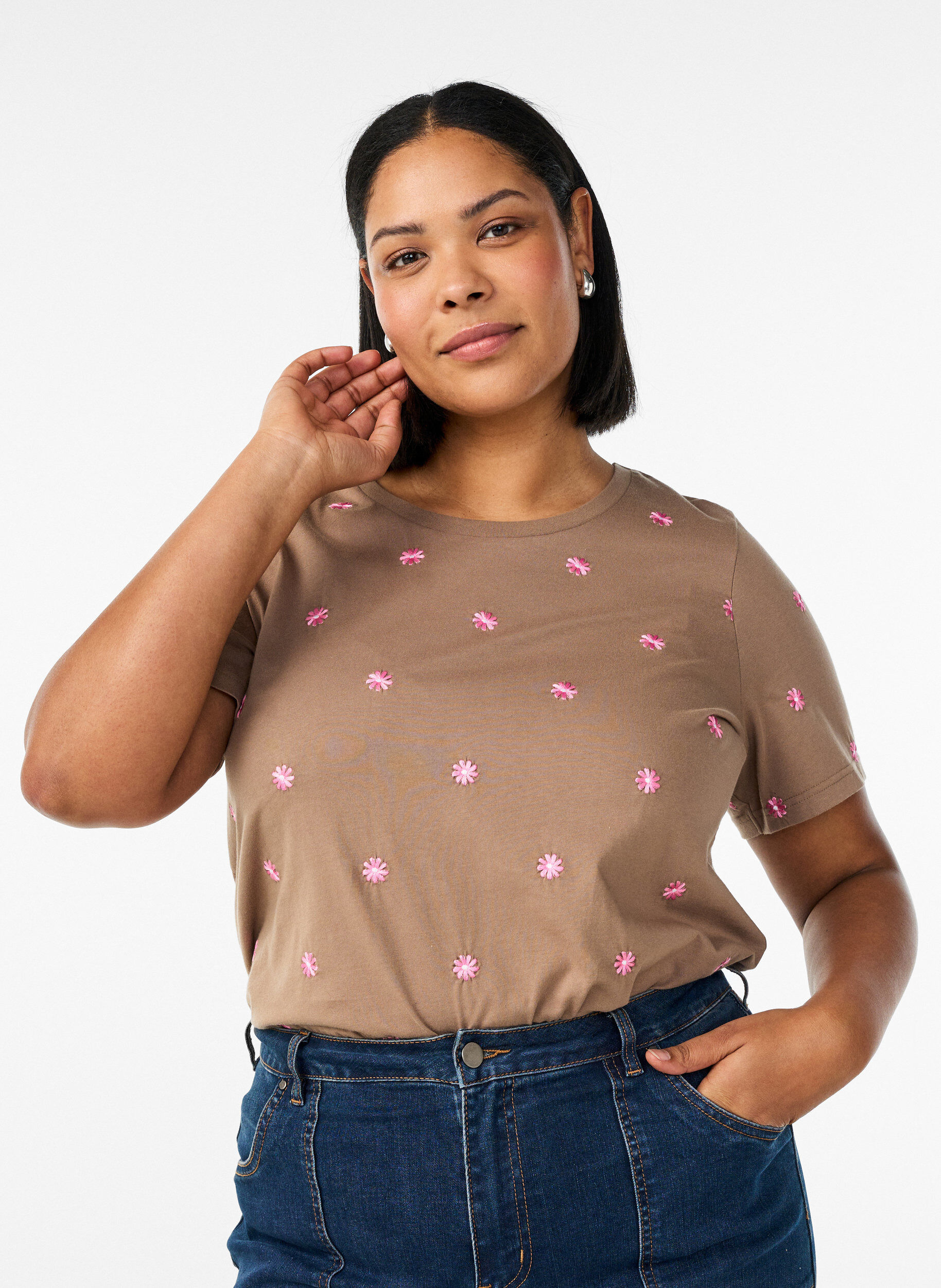 T-skjorte i &oslash;kologisk bomull med broderte motiv, Brun, Model