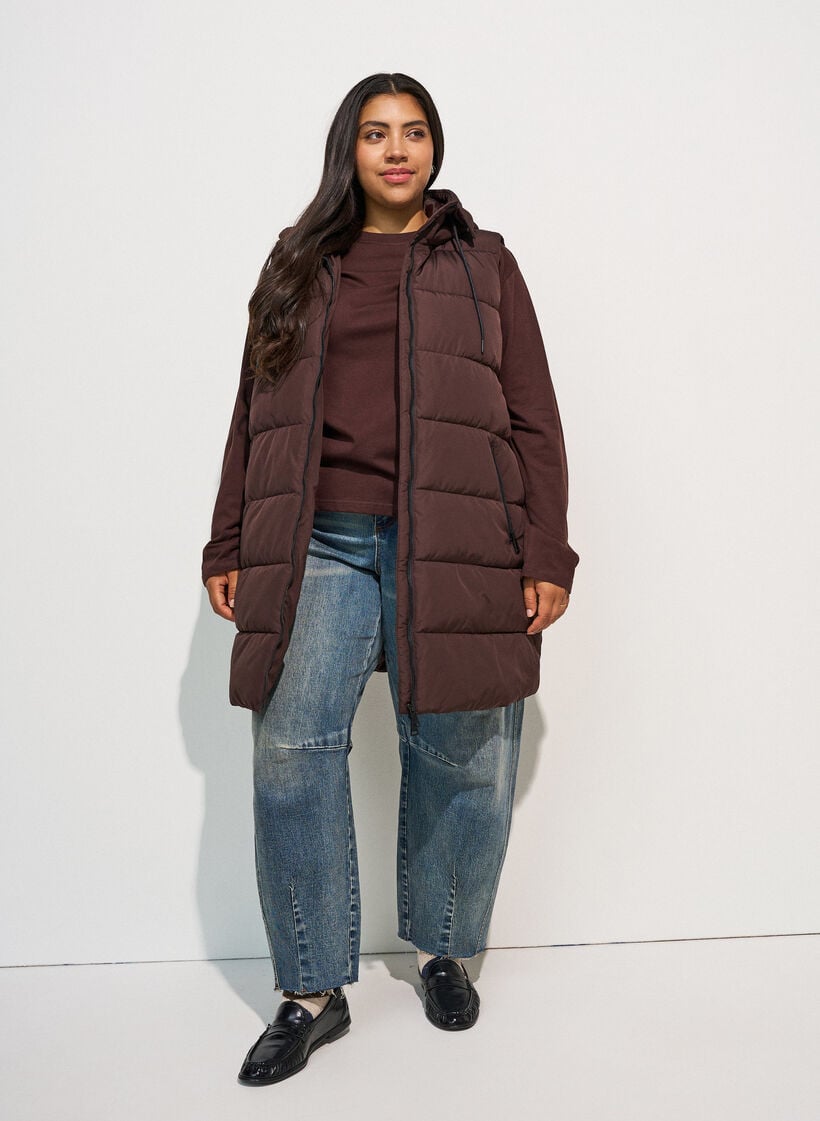 Lang vest med hette og lommer, Brun, Model image number 0