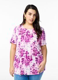T-skjorte med blomstertrykk, Rosa T-skjorte med blomstertrykk, Rosa, Model