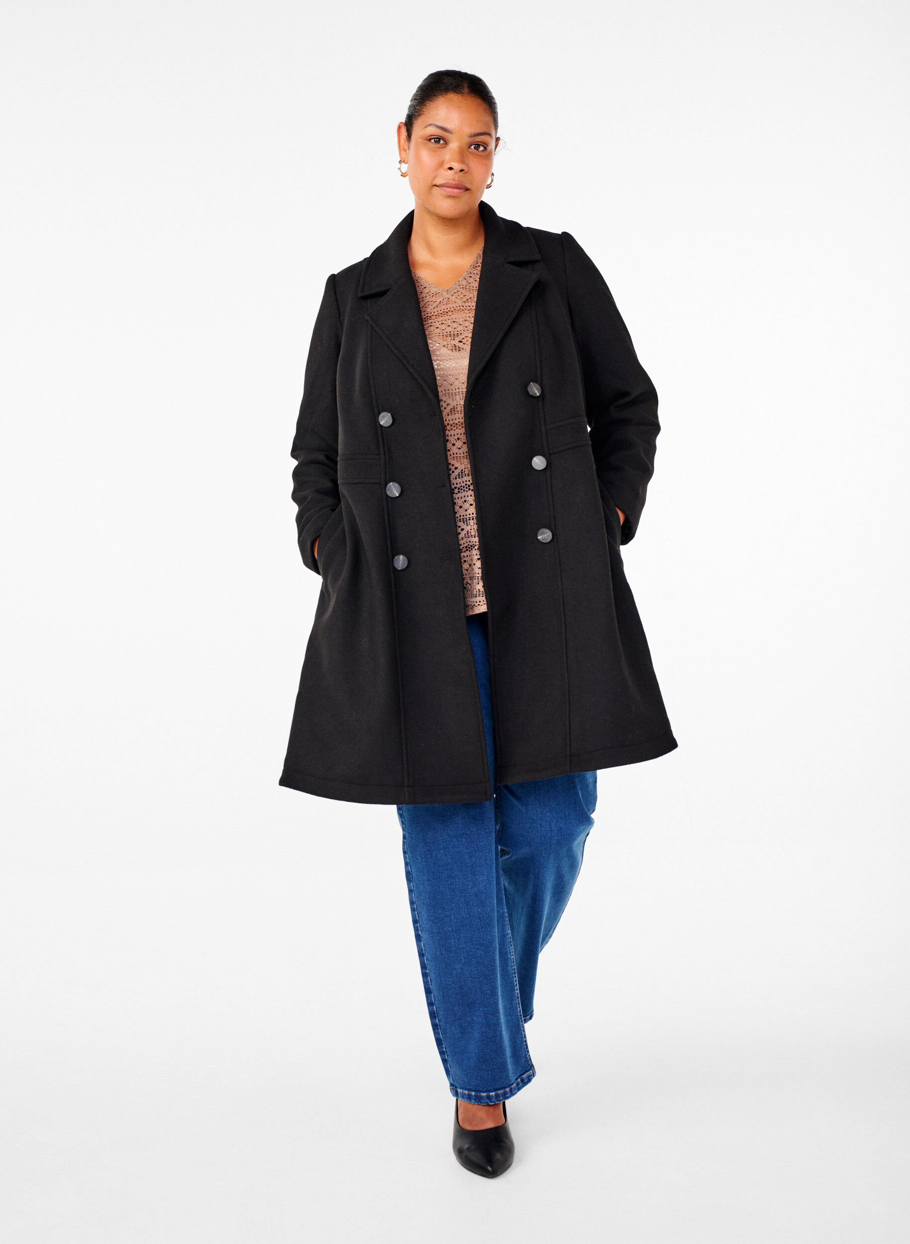 ZizziA-linjeformet ullk&aring;pe med lommer, Svart, Model image number 1