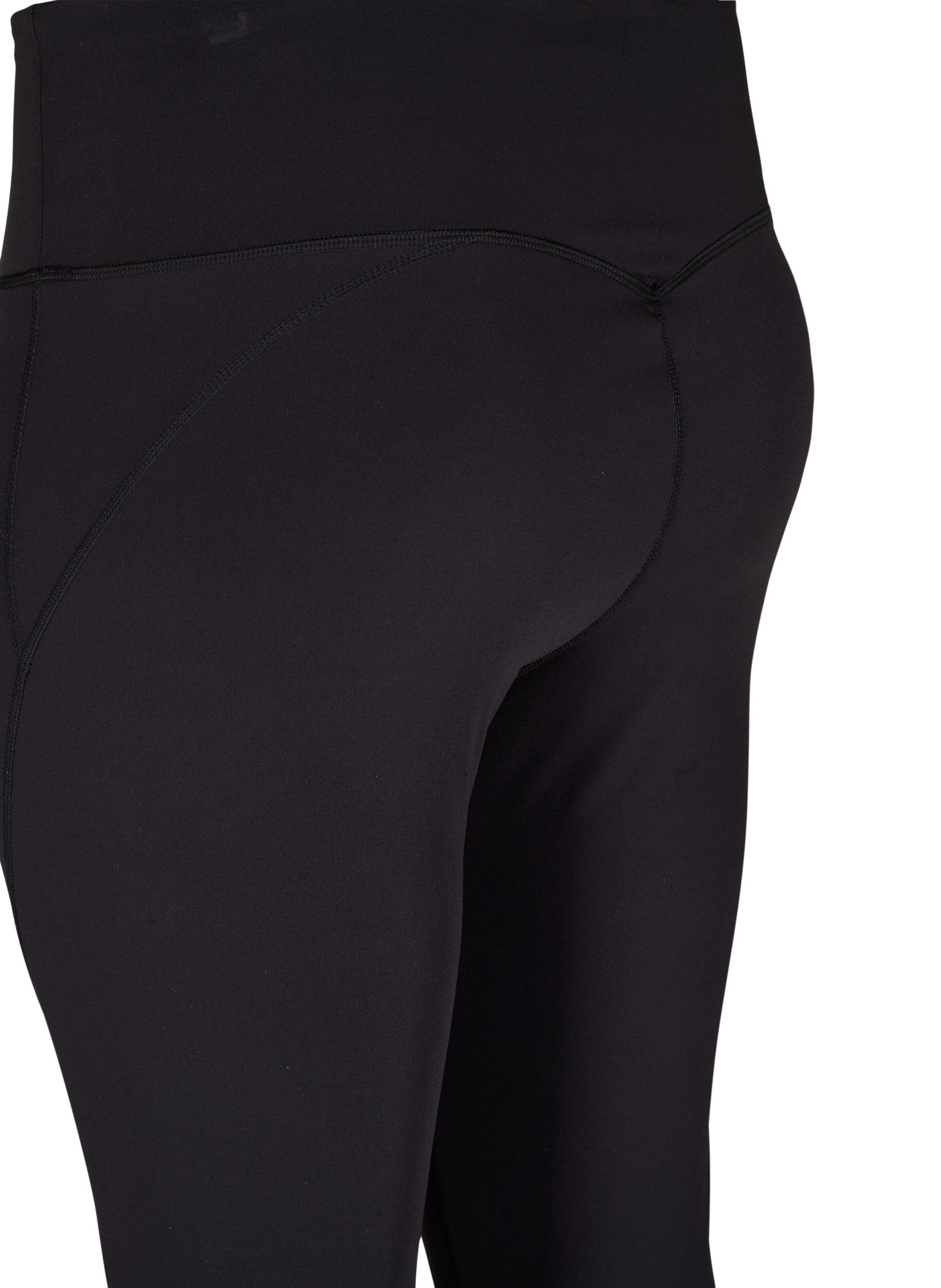 Zizzi CORE, V-SHAPE DEFINE TIGHTS - Cropped treningstights med V-form bak, Black, Packshot image number 3