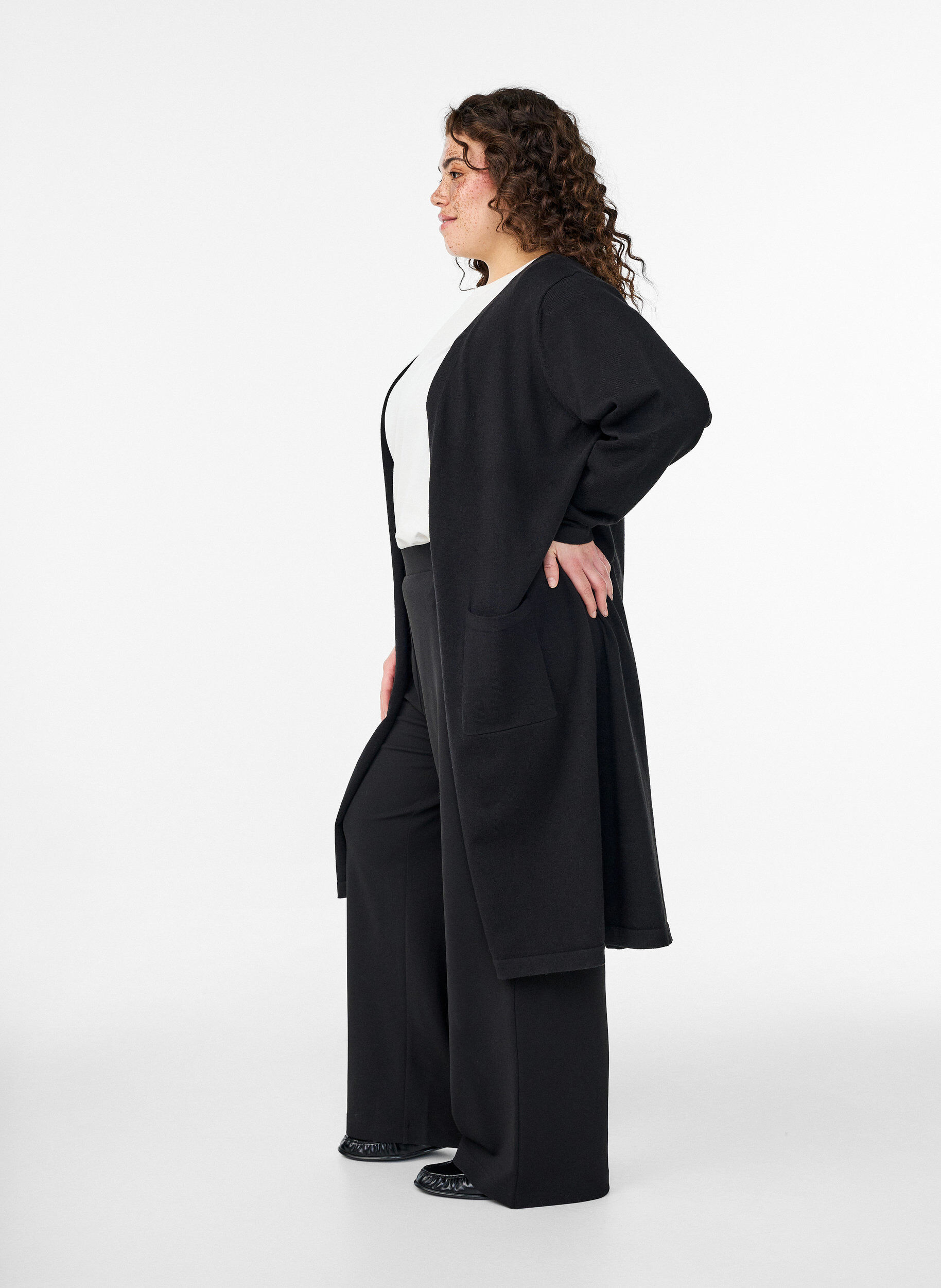 ZizziLang, &aring;pen cardigan med lommer, Svart, Model image number 2