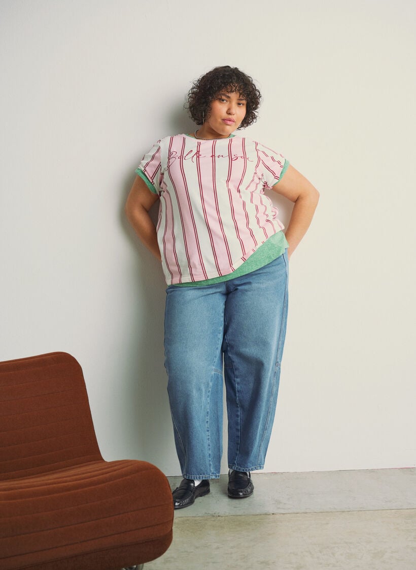 T-skjorte med striper og teksttrykk, Rosa, Image image number 0