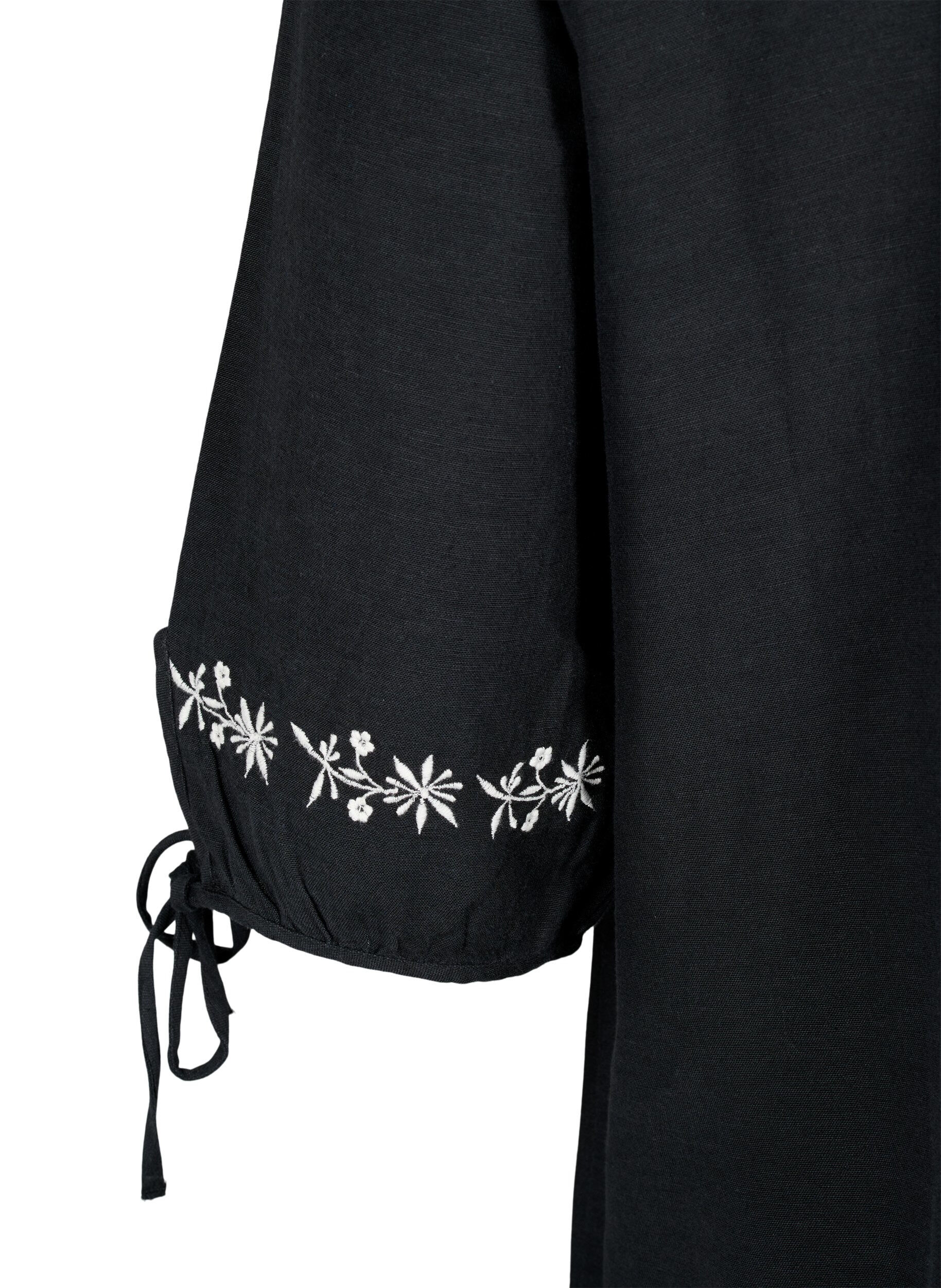 Zizzi Brodert bluse i bomullsblanding med lin, Black W. EMB, Packshot image number 3