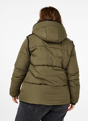 Zizzi Kort puffjakke med kontrastdetaljer, Grønn, Model image number 2