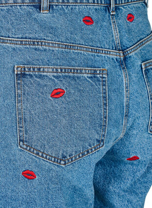 Zizzi Mille mom-fit jeans med broderi, Blå, Packshot image number 3