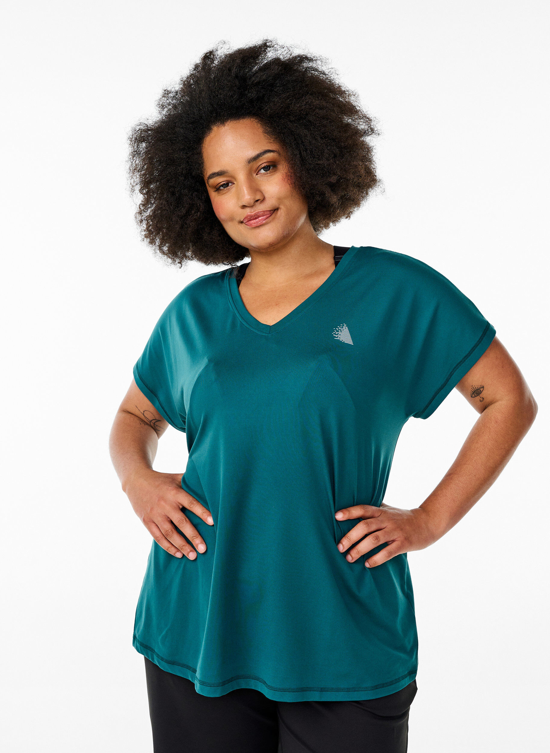 ZizziL&oslash;stsittende trenings-t-skjorte med V-hals, Gr&oslash;nn, Model image number 0